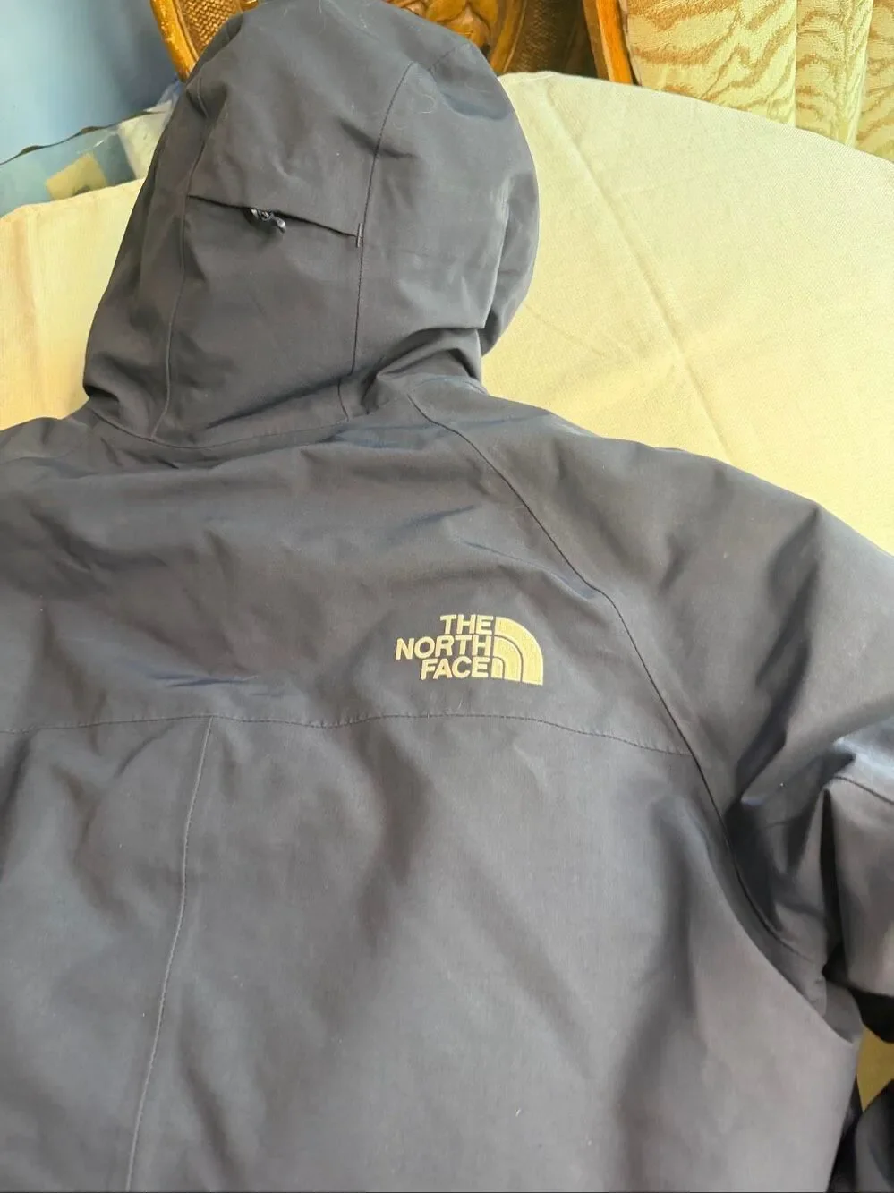 The North Face Men’s Navy Blue 550 Fill DryVent Down Hooded Parka Jacket XL